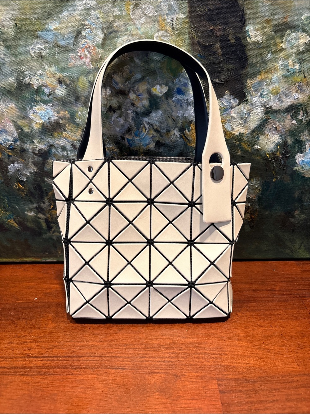 White Geometric Tote Bag – Modern Structured Women’s Handbag